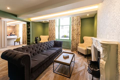 Byron Hotel London, Lobby