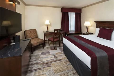 Royal Canadian Lodge, Room