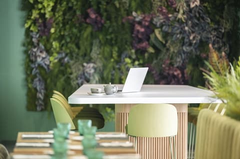 Hesperia Sant Just, Coffee shop