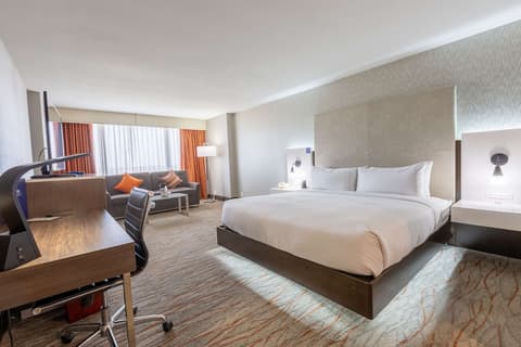 DoubleTree by Hilton Dallas - Richardson, Room