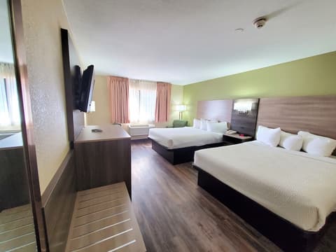 Baymont by Wyndham Santa Fe, Room