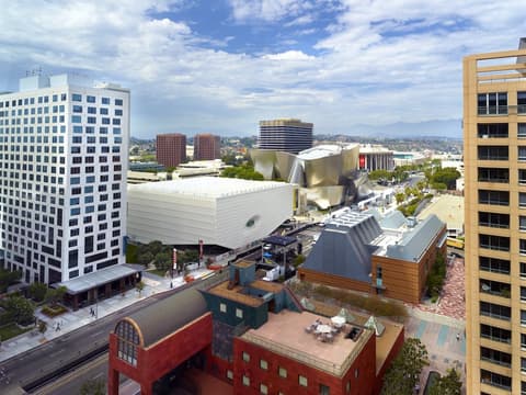 Omni Los Angeles Hotel at California Plaza, Room