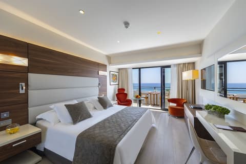 Amathus Beach Hotel Limassol, Room