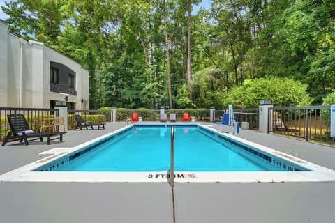 BOB Hotels Tallahassee - Boutique on Budget, Outdoor pool