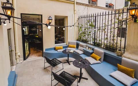 Timhotel Invalides Eiffel, Exterior