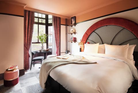 Jan Luyken Amsterdam, Room