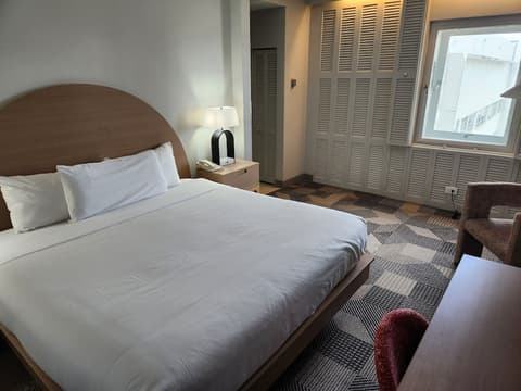 Miami International Airport Hotel, Room