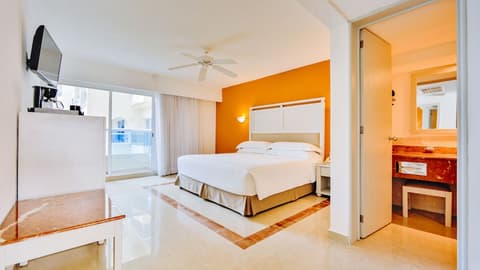 Occidental Costa Cancún All Inclusive, Room