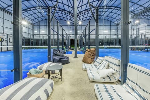 Novotel Setubal, Sport court