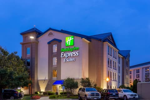 Holiday Inn Express Hotel & Suites Chicago-Midway Airport by IHG, Exterior