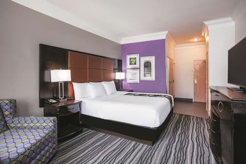 La Quinta Inn & Suites by Wyndham Dublin - Pleasanton, Room