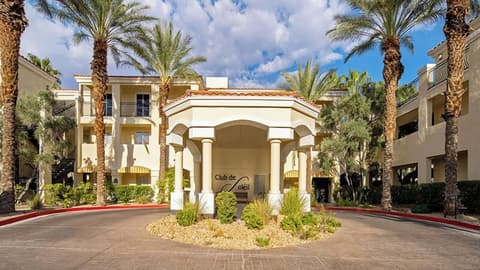 Club De Soleil All-Suite Resort, Property entrance