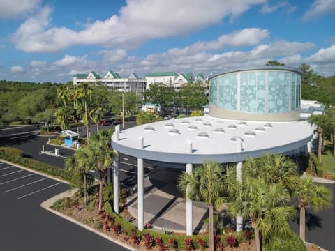 Holiday Inn Resort Orlando Suites - Waterpark by IHG, Exterior detail