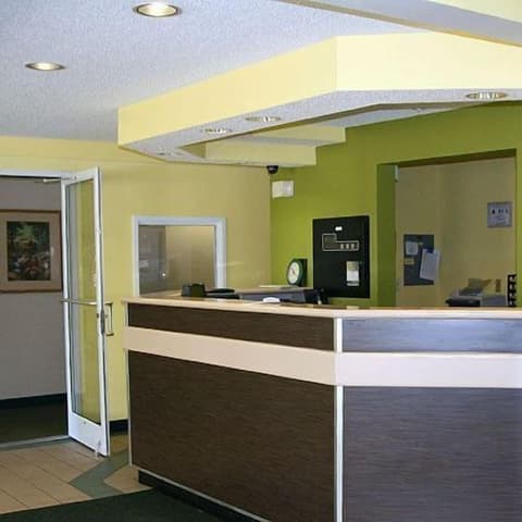 Motel 6 Charlotte, NC - University, Reception