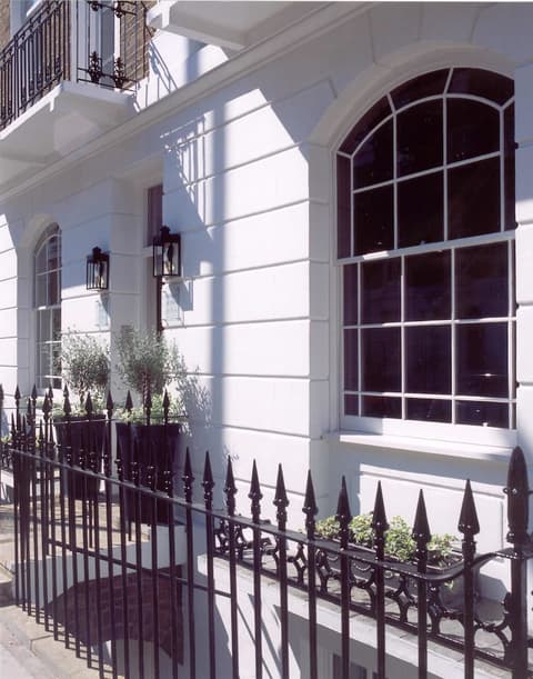 Sydney House Chelsea, Front of property