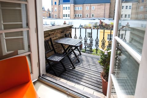 Sydney House Chelsea, Room