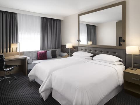 Sheraton Heathrow Hotel, Room