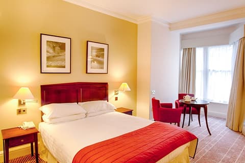 Classic Lodges The Old Swan Hotel, Room