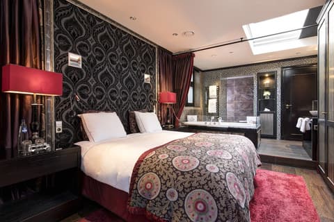 The Pavilions Amsterdam, The Toren, Room