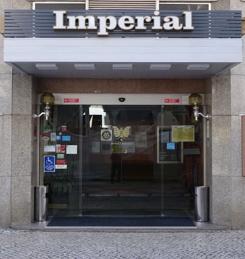 Hotel Imperial, Front of property