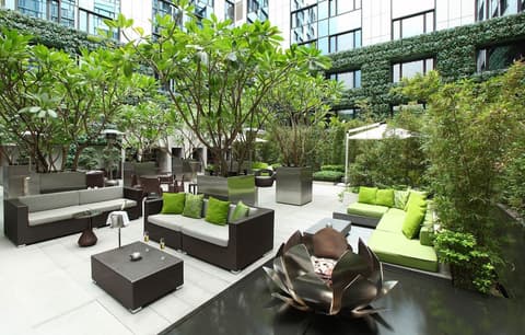 The Mira Hong Kong Hotel, Bar (on property)