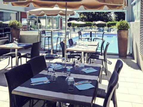 Mercure Orange Centre, Miscellaneous