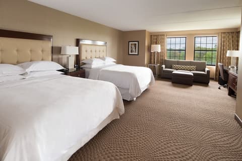 Sheraton Parsippany Hotel, Room