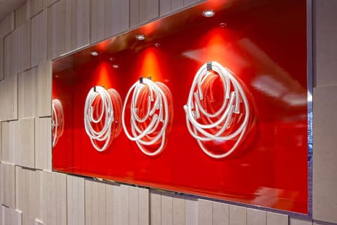 Hilton Long Beach Hotel, Lobby