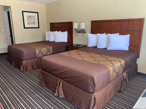 Buena Park Inn, Room
