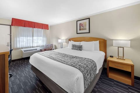Best Western Plus Ontario Airport & Convention Center, Room