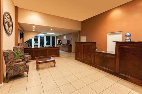 Days Inn by Wyndham Oklahoma City Fairground, Lobby