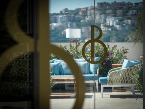 De Bonart Naples, Curio Collection by Hilton, Lobby