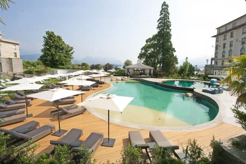 Grand Hotel Des Iles Borromees, Outdoor pool