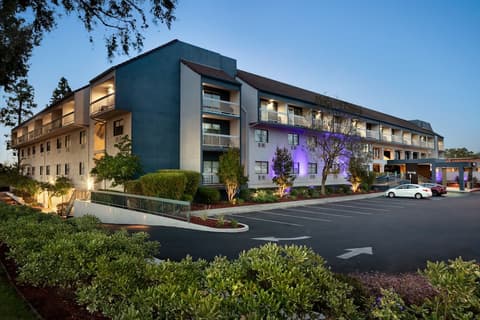 The Domain Hotel, Exterior