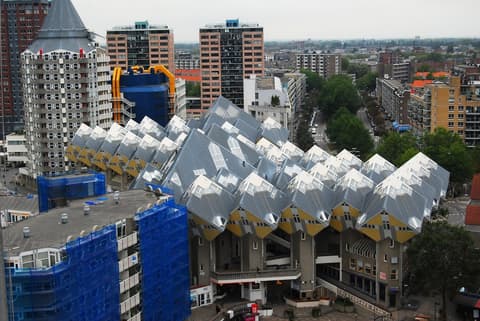 Leonardo Hotel Rotterdam Savoy, Hiking