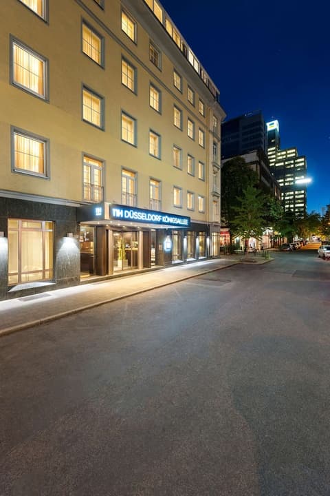 NH Düsseldorf Königsallee, Exterior