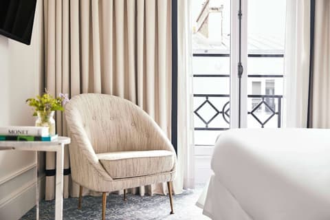 Hôtel du Louvre, in The Unbound Collection by Hyatt, Room