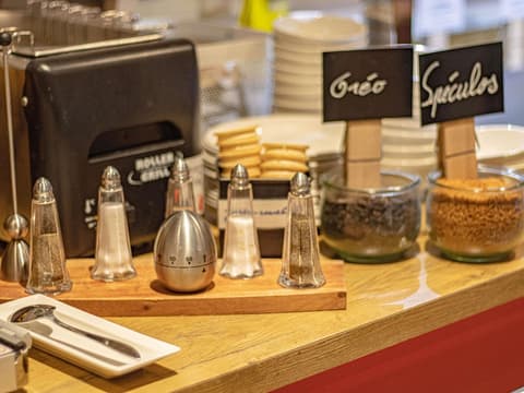 ibis Rennes Cesson, Breakfast area