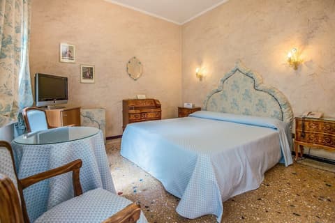 Hotel Giorgione, Room