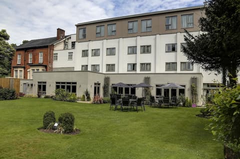 Best Western Pinewood Manchester Airport-Wilmslow Hotel, Exterior