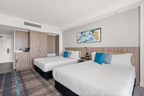 Crowne Plaza Surfers Paradise by IHG, Room