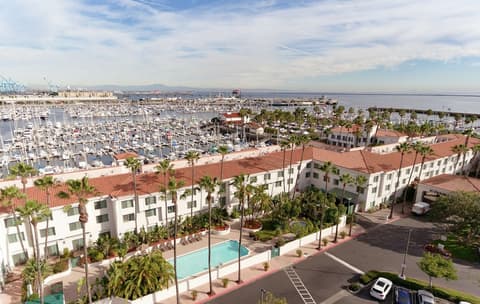 DoubleTree by Hilton San Pedro - Port of Los Angeles, Pool