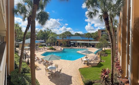 Hotel Monreale Express and Studios IDrive District, Pool