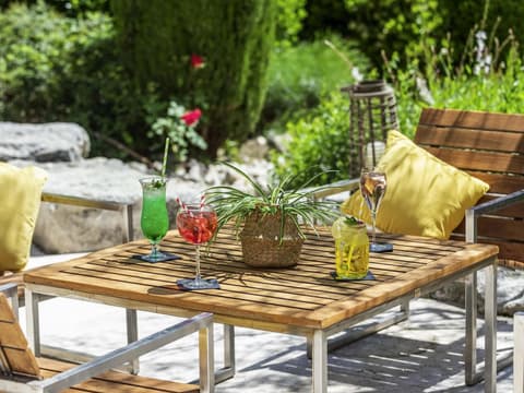 Mercure Aix en Provence Beaumanoir, Miscellaneous