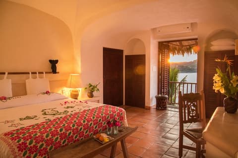 La Casa Que Canta, Room