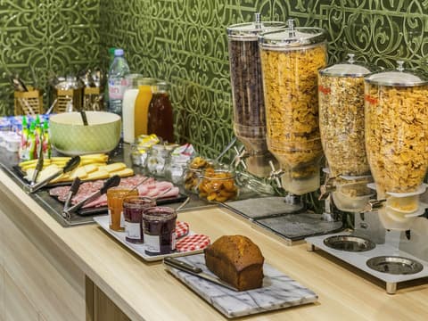 ibis Styles Paris Gare de l'Est TGV, Miscellaneous