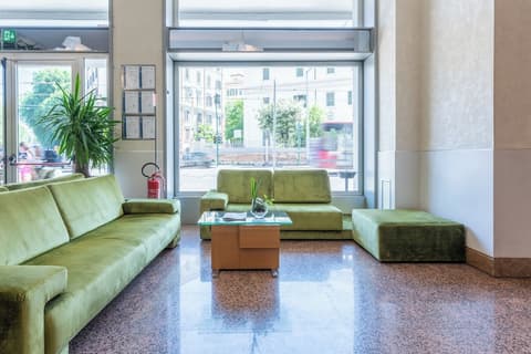 Hilton Garden Inn Rome Colosseum, Lobby