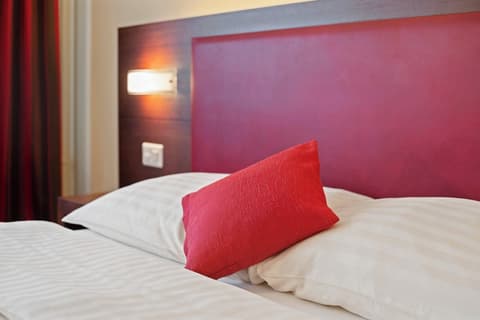 Hotel Conti Dietikon, Room