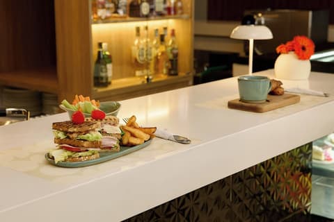 Fiesta Inn Monterrey Valle, Restaurant