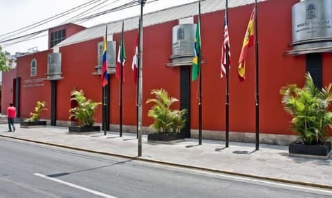 Maria Angola Hotel & Centro de Convenciones, Property entrance